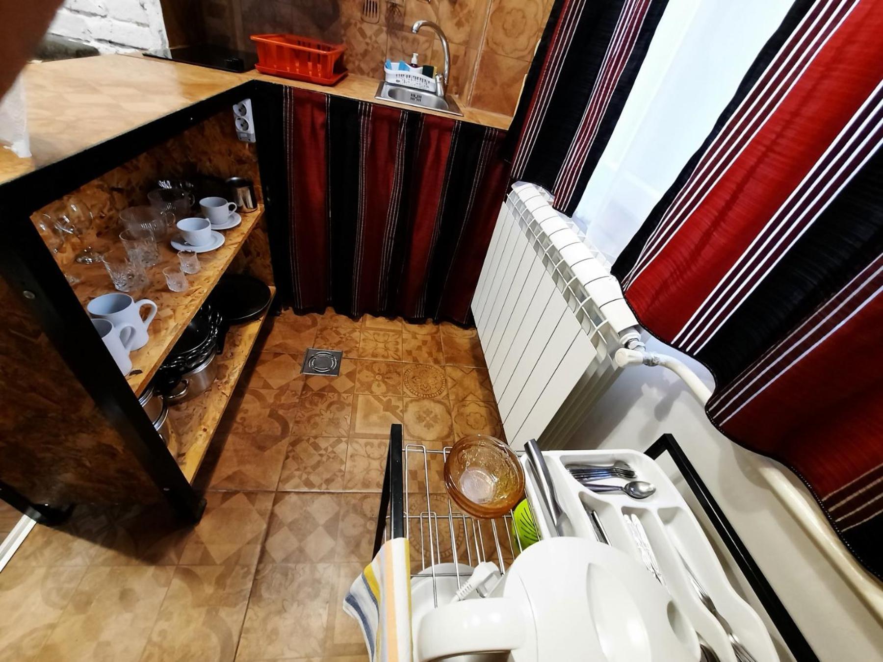 Apartman Authentic Centre - Split Level Loft With Patio In Courtyard