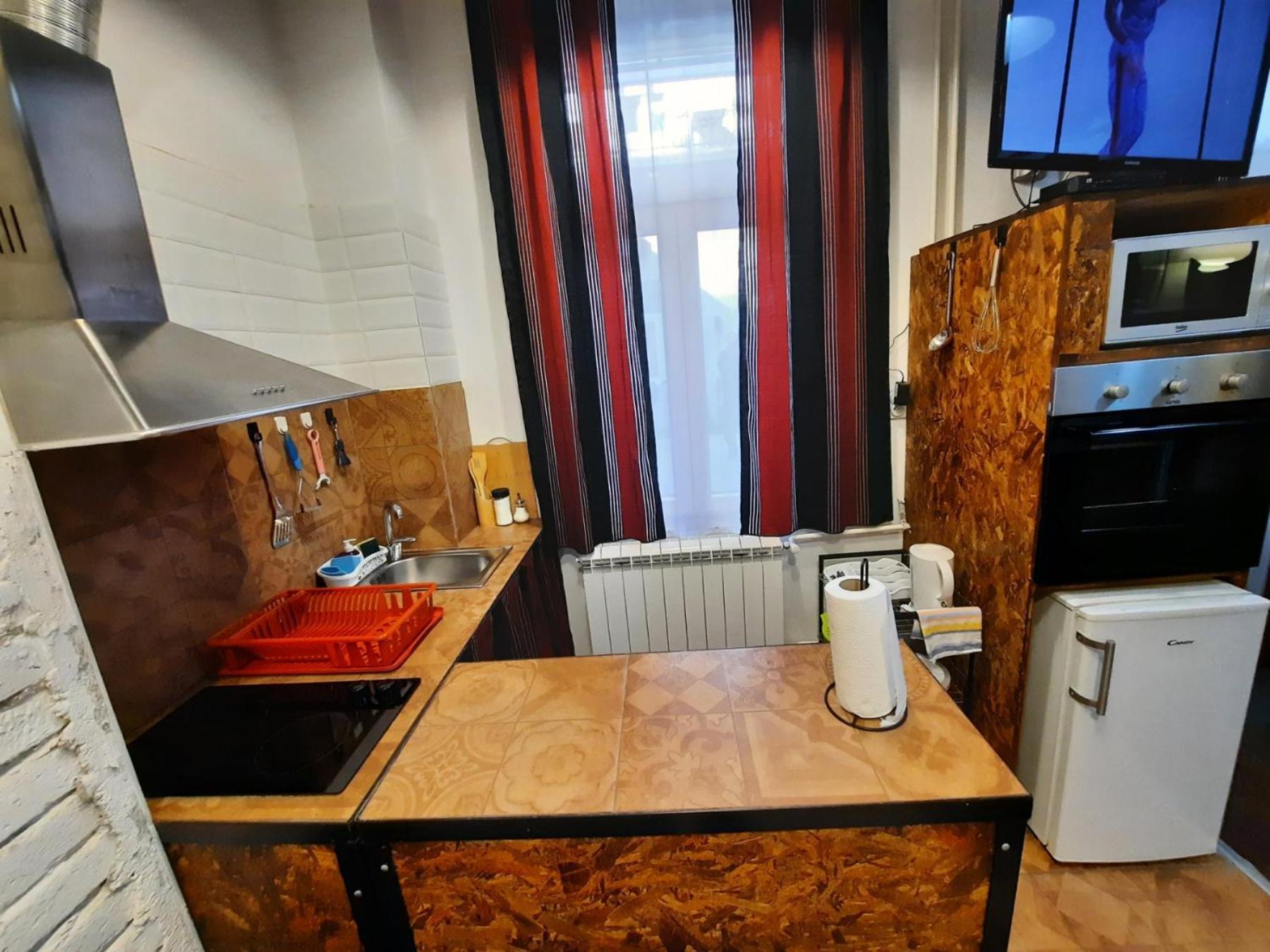 Authentic Centre - Split Level Loft With Patio In Courtyard Apartman Belgrade